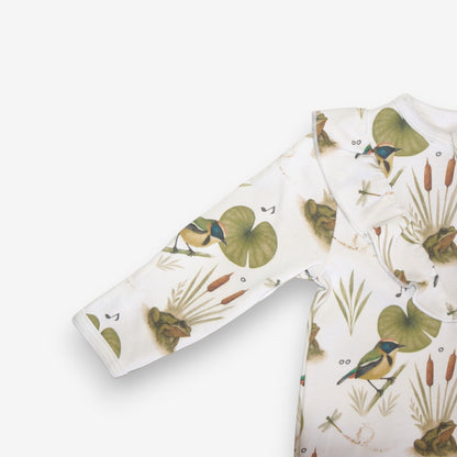 Enterito Largo Niña 100% Algodón Pima Vuelitos Frontales – Siete Colores y Ranita de Darwin